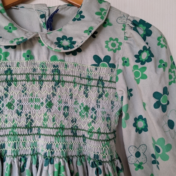 VINTAGE girls smocked green floral corduroy dress - Picture 3 of 8